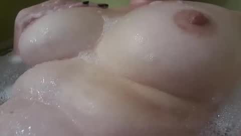 Snapshot of julia988746 chatting on February 2025 06:17:02 PM julia988746 online show from February 2025 06:17:02 PM