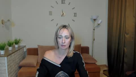 julia__cherry_ online show from January 2025 03:13:02 PM