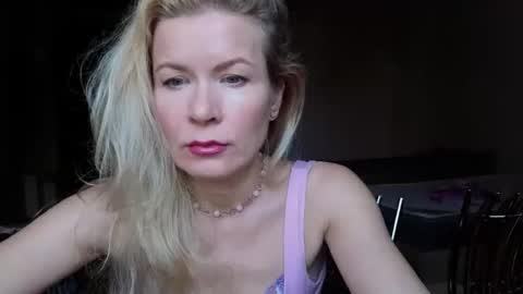 julia_giulia online show from October 2025 10:45:01 AM