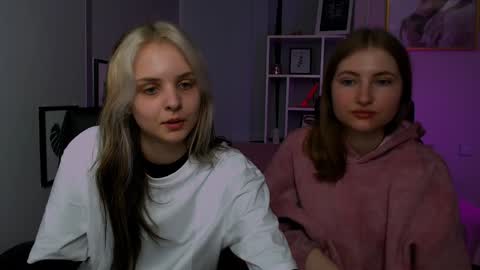 Julia  online show from December 2024 10:55:02 AM