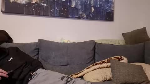 julia_official online show from November 2025 08:40:02 PM