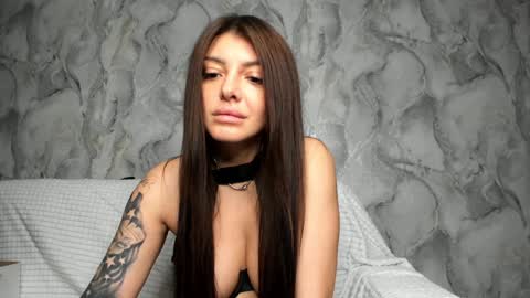 Julia online show from December 2024 07:43:01 PM