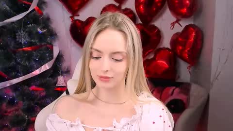 Snapshot of juliabrewwer chatting on February 2026 04:14:02 PM Julia online show from February 2026 04:14:02 PM