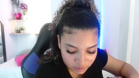 Julia online show from October 2025 12:15:02 PM