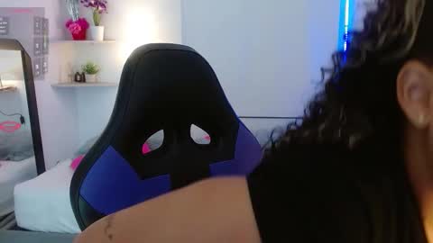 Julia online show from October 2025 11:10:01 AM