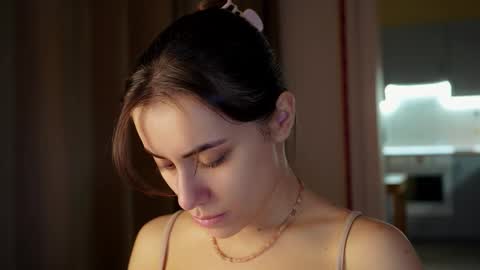 Molly online show from March 2026 03:17:01 PM