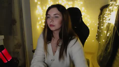 juliagraceof online show from March 2026 09:52:01 PM