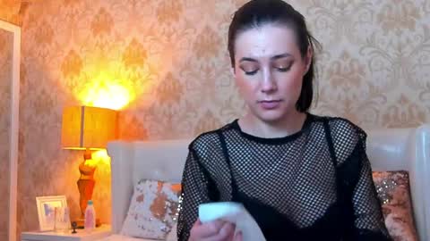 Snapshot of juliahunts chatting on June 2026 10:47:01 AM JuliaHunt online show from June 2026 10:47:01 AM