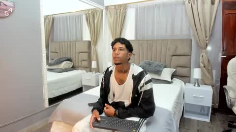 Snapshot of julian_billy chatting on January 2025 11:37:02 AM julian billy online show from January 2025 11:37:02 AM