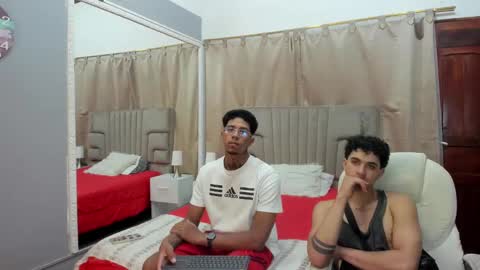 Snapshot of julian_billy chatting on January 2025 02:30:02 PM julian billy online show from January 2025 02:30:02 PM