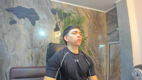 JULIAN  online show from February 2026 11:18:01 AM