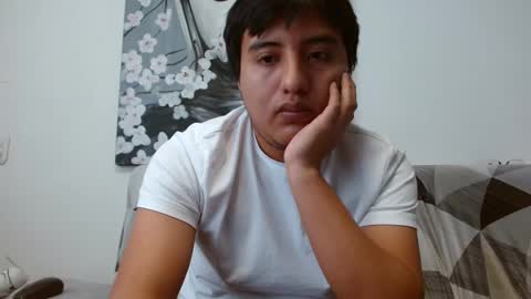 Julian online show from September 2025 06:08:02 PM