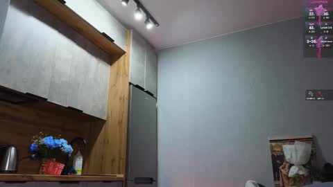 Snapshot of julidropp chatting on February 2025 06:13:02 PM julidropp online show from February 2025 06:13:02 PM