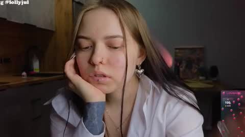 Snapshot of julidropp chatting on March 2025 01:56:02 AM julidropp online show from March 2025 01:56:02 AM