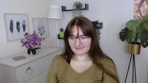 Snapshot of julie_extasy chatting on October 2025 01:03:02 PM Julie online show from October 2025 01:03:02 PM