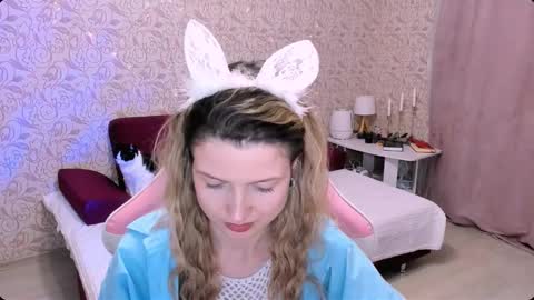 Julie online show from December 2024 03:53:01 PM