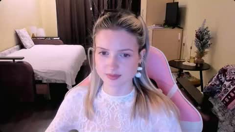 Julie online show from November 2025 02:10:01 PM