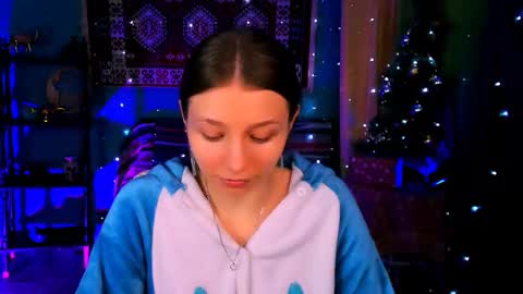 juliedaniel online show from December 2025 08:22:01 AM