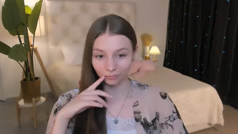 juliedaniel online show from April 2026 01:41:01 PM