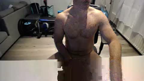 Snapshot of julienneedyou chatting on September 2025 06:29:02 AM julienneedyou online show from September 2025 06:29:02 AM