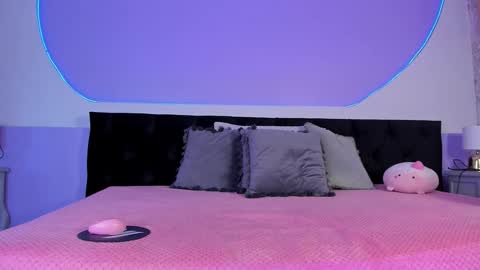 Julieta  online show from October 2025 11:51:02 AM