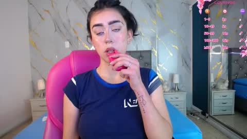 Julieta online show from February 2025 06:59:02 AM