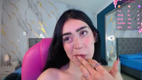 Julieta online show from February 2025 10:05:01 AM