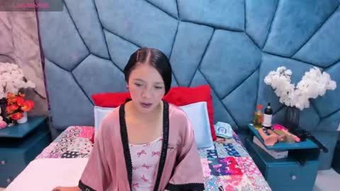 Snapshot of julieta_diamond chatting on July 2026 03:22:01 AM Julieta online show from July 2026 03:22:01 AM