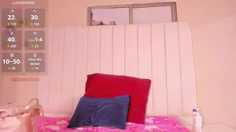 Snapshot of julieta_flower chatting on January 2026 01:02:01 PM Julieta IG juietaflower06 online show from January 2026 01:02:01 PM