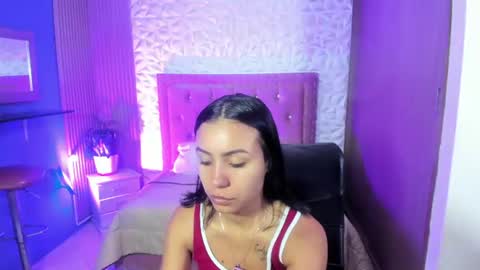 Snapshot of julieta_fn chatting on June 2026 01:24:02 PM julieta_fn online show from June 2026 01:24:02 PM