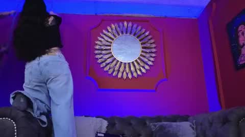  Julieta  online show from February 2026 12:00:01 PM