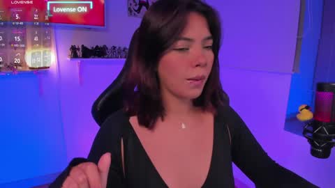 Snapshot of julietariverss chatting on April 2026 09:24:01 AM Julieta online show from April 2026 09:24:01 AM