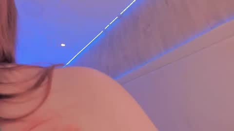 Julieta Vargas online show from March 2026 05:47:01 PM