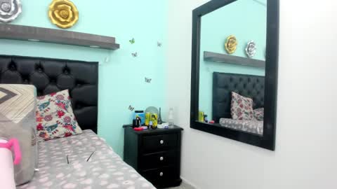 julieth_allen online show from November 2025 10:59:02 PM