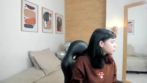 Julieth  online show from December 2025 11:26:02 AM