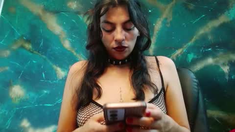    online show from September 2025 09:22:01 AM