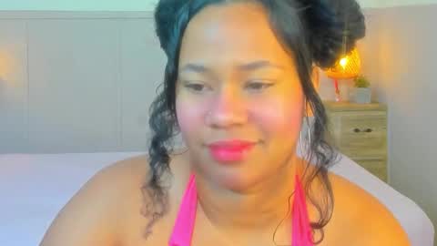 Julieth Julie online show from November 2025 11:54:01 AM