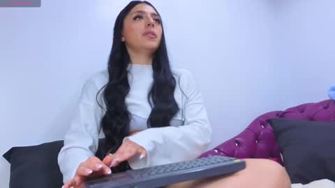 juliett online show from October 2025 01:28:02 PM
