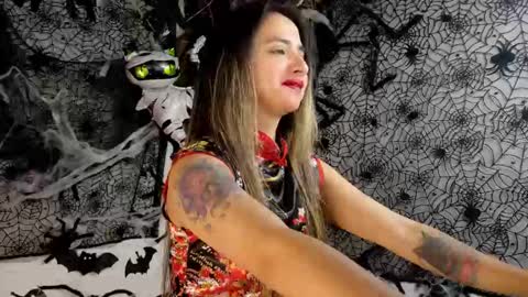 Julietta Jackson online show from October 2025 05:03:01 PM