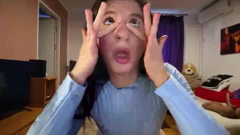 Rose online show from March 2026 11:29:02 AM