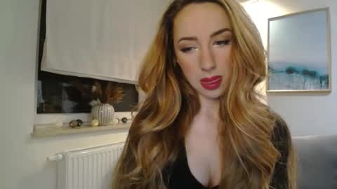 JulietteSensual online show from March 2025 04:22:01 PM