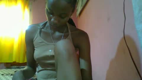 Snapshot of juliexexy chatting on January 2025 05:20:02 AM juliexexy online show from January 2025 05:20:02 AM