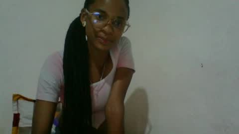 Snapshot of juliexexy chatting on February 2025 04:04:01 PM juliexexy online show from February 2025 04:04:01 PM