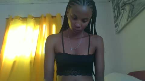 Snapshot of juliexexy chatting on March 2025 04:41:02 AM juliexexy online show from March 2025 04:41:02 AM
