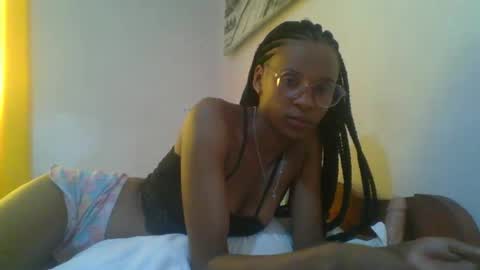 Snapshot of juliexexy chatting on March 2025 08:08:01 AM juliexexy online show from March 2025 08:08:01 AM
