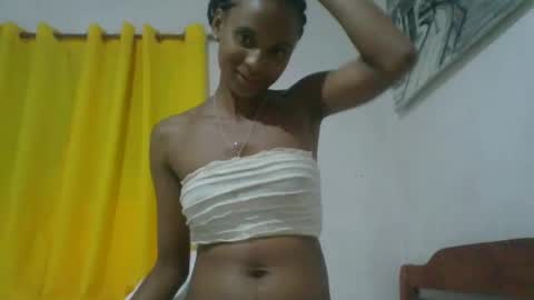 Snapshot of juliexexy chatting on March 2025 05:28:02 PM juliexexy online show from March 2025 05:28:02 PM