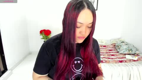 Snapshot of juline_smithh chatting on January 2025 12:10:01 PM Juline Smith online show from January 2025 12:10:01 PM