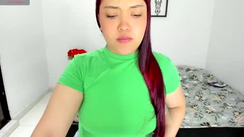 Snapshot of juline_smithh chatting on February 2025 11:34:02 AM Juline Smith online show from February 2025 11:34:02 AM