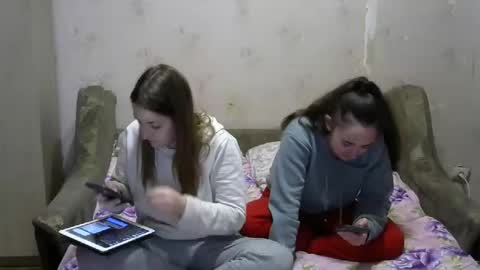 Snapshot of juliya_katie chatting on December 2024 09:08:02 PM Juliya Katie online show from December 2024 09:08:02 PM