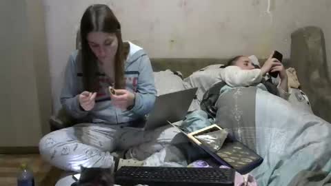 Juliya Katie online show from November 2025 06:54:02 PM